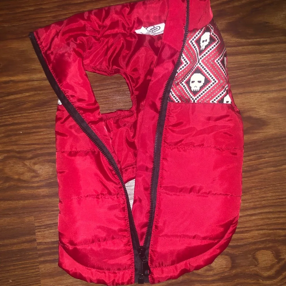 ☀Top paw dog red jacket sz M